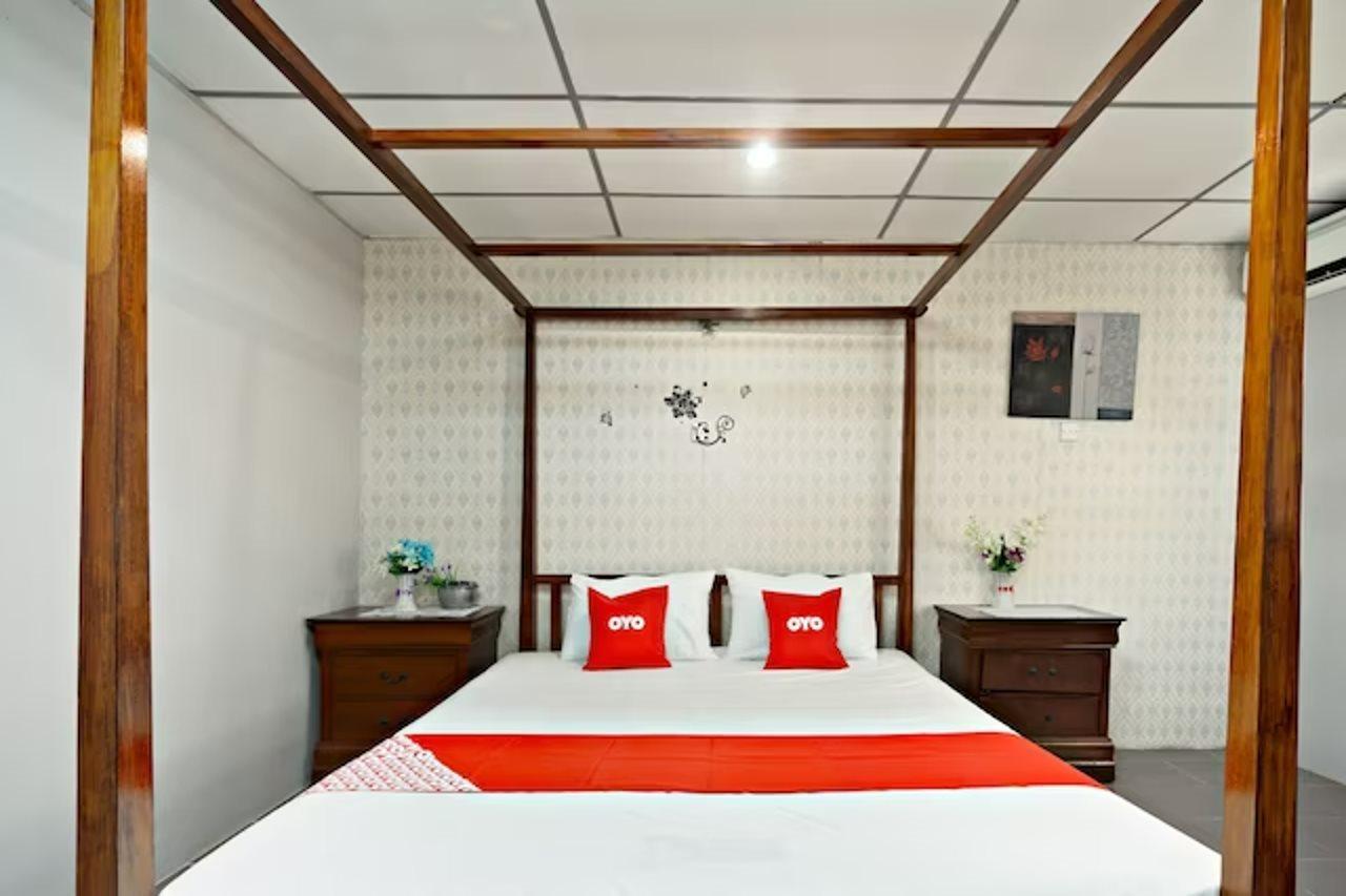 Hotel Dj Palace Lumut Exteriér fotografie