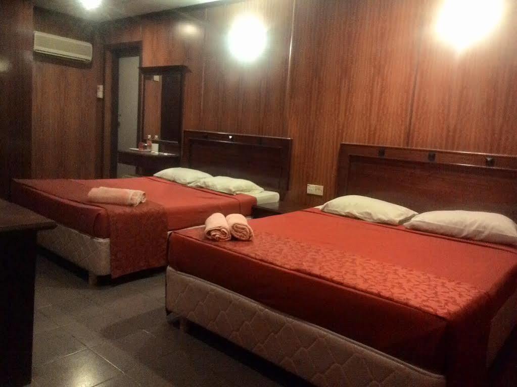 Hotel Dj Palace Lumut Exteriér fotografie