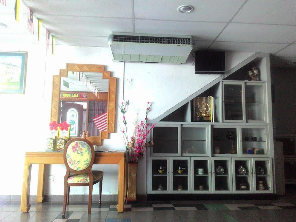 Hotel Dj Palace Lumut Exteriér fotografie