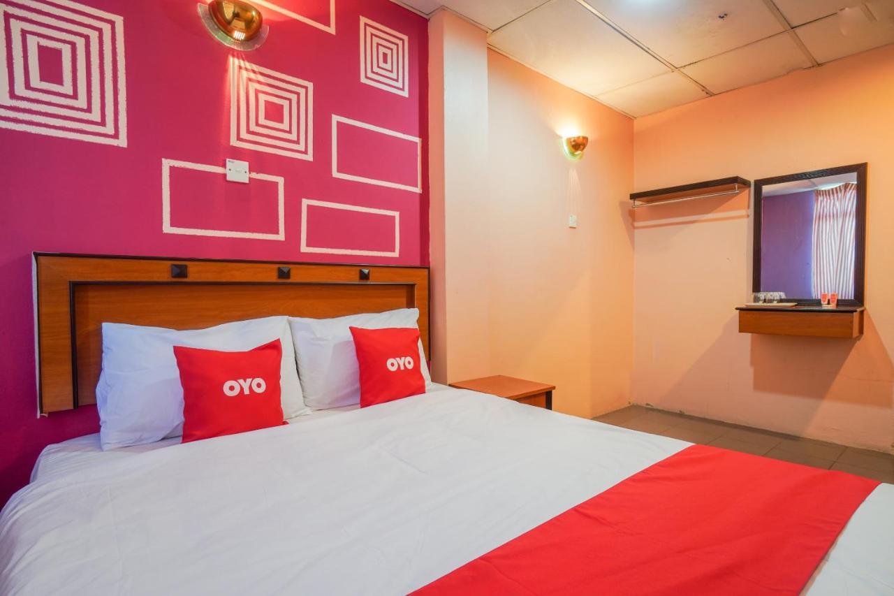 Hotel Dj Palace Lumut Exteriér fotografie