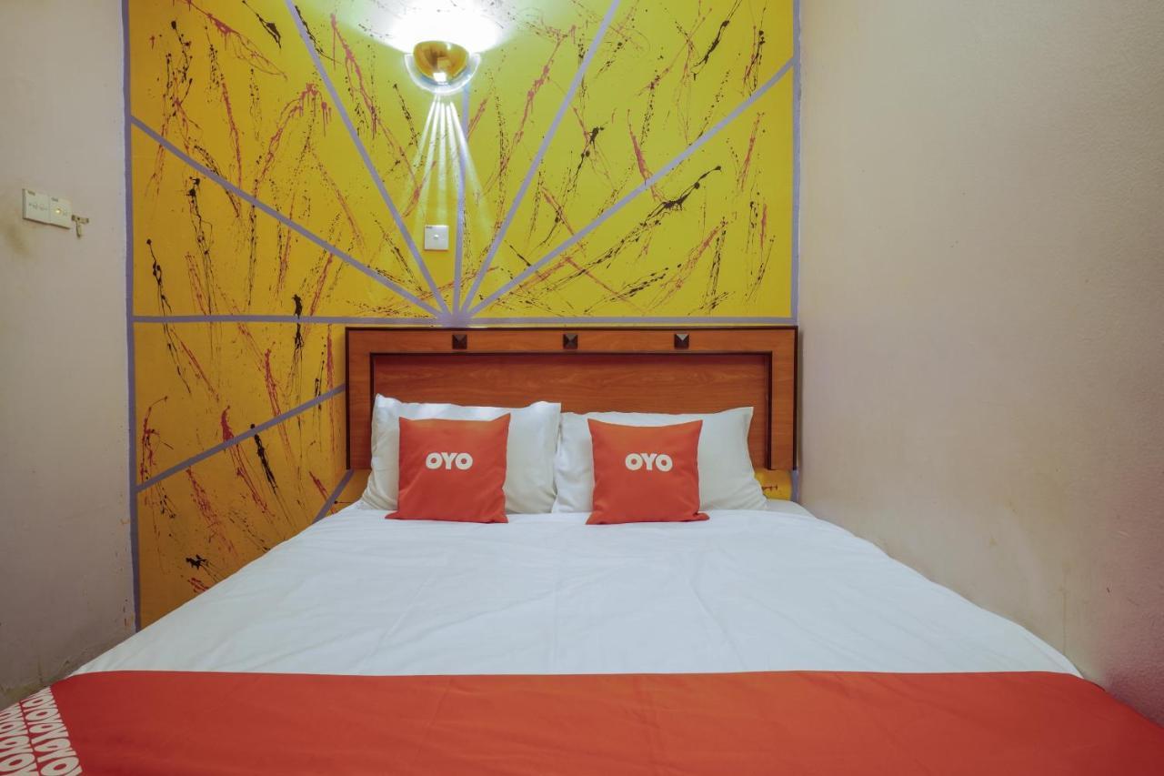 Hotel Dj Palace Lumut Exteriér fotografie