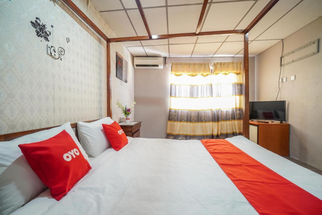 Hotel Dj Palace Lumut Exteriér fotografie